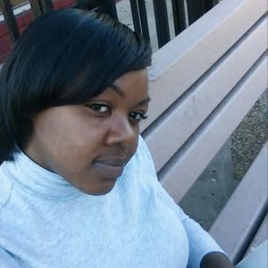 Meet your Posher, Yinessa